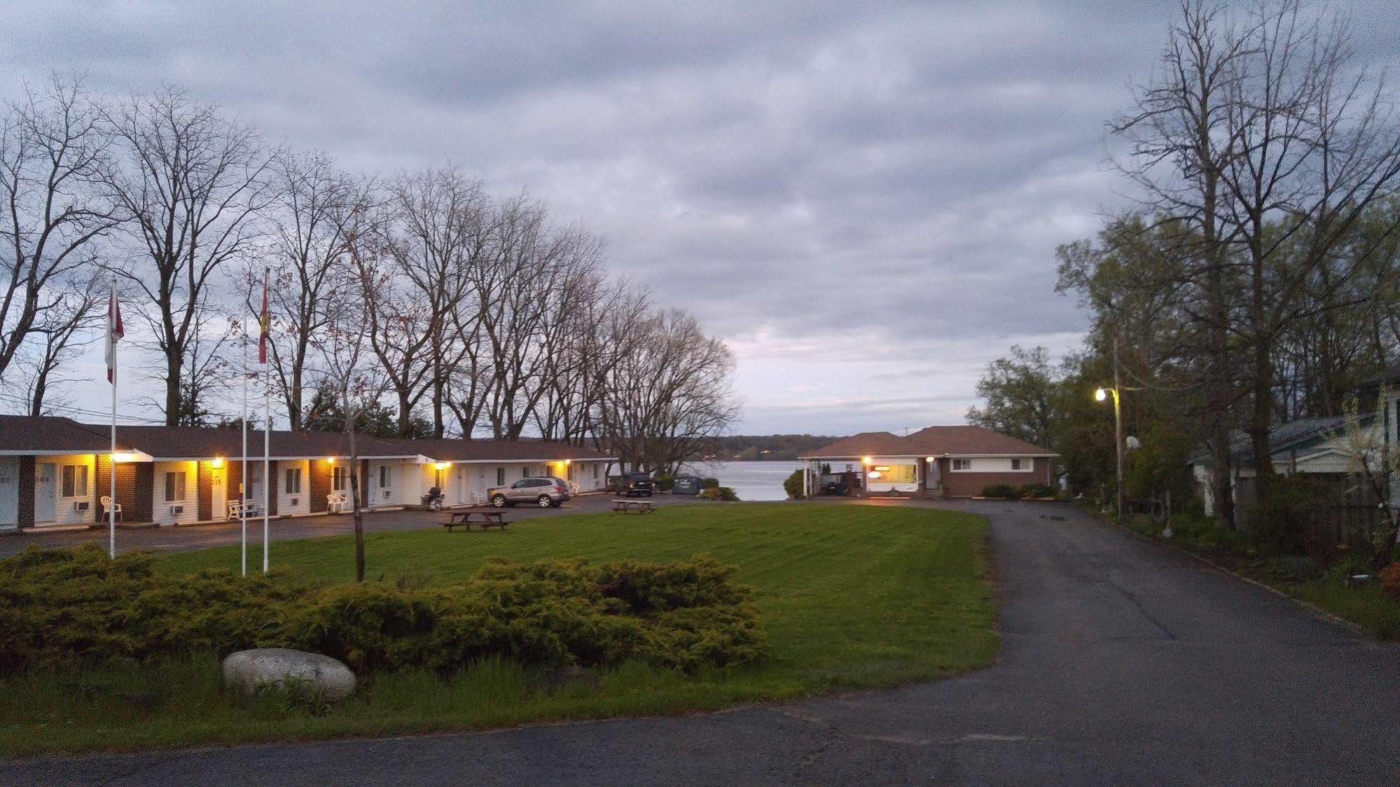 Bayside Motel Trenton Eksteriør bilde